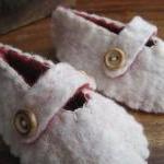 Beautiful Baby Booties, Mer..