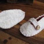 Beautiful Baby Booties, Mer..